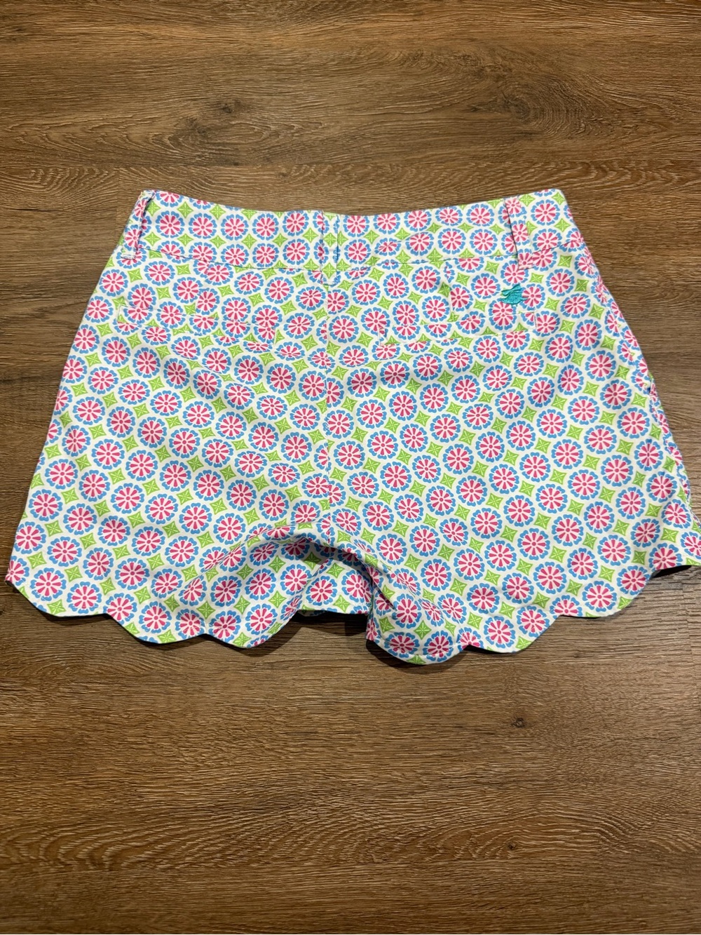 Birdies and Bows Swinging Scalloped Golf Shorts Driving Dots Size 2 - Picture 4 of 6